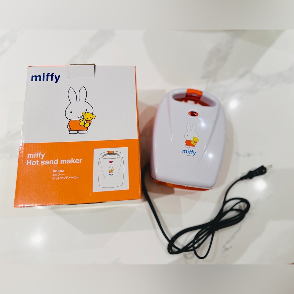 Miffy sandwich and waffles makers